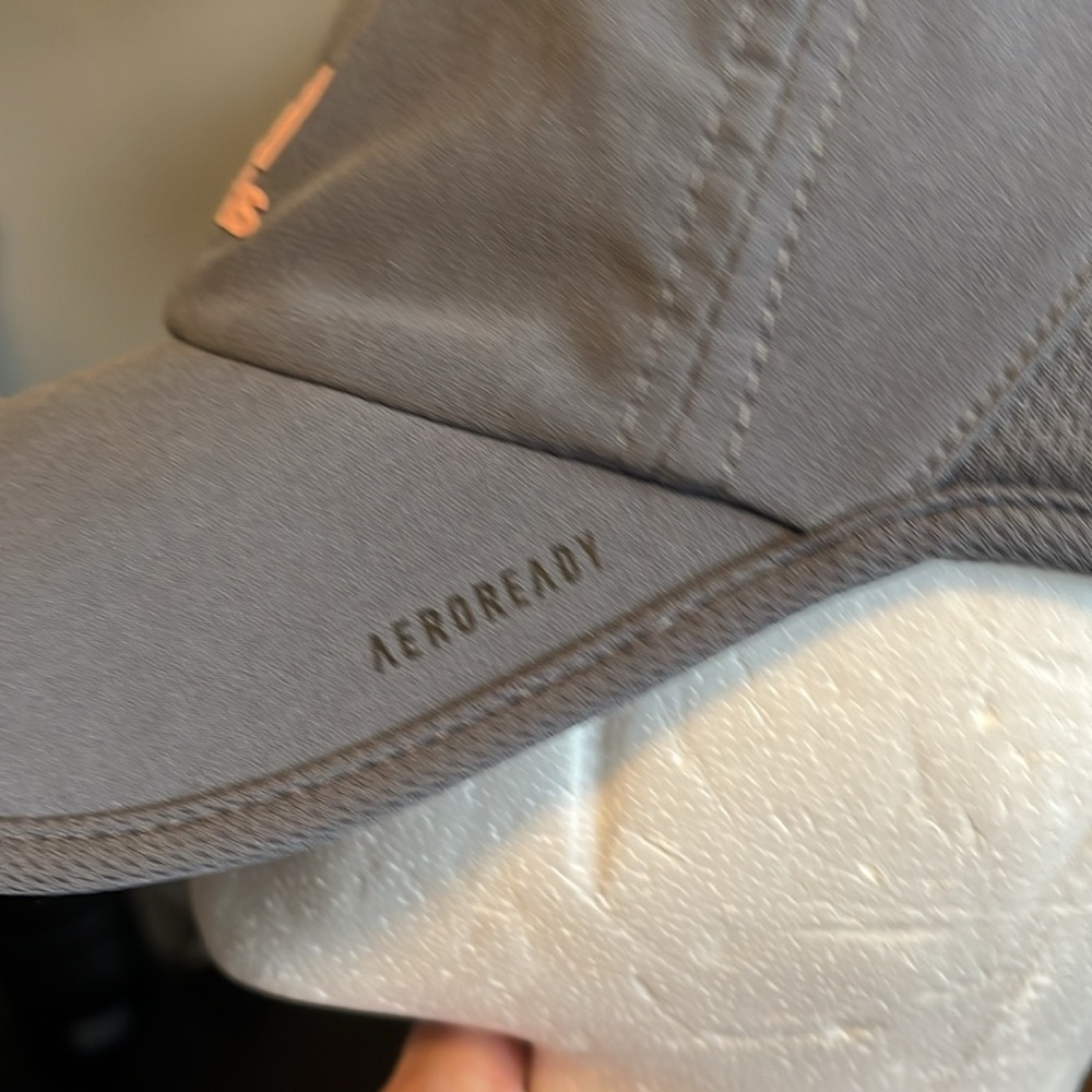 Adidas - Picture 3 of 3